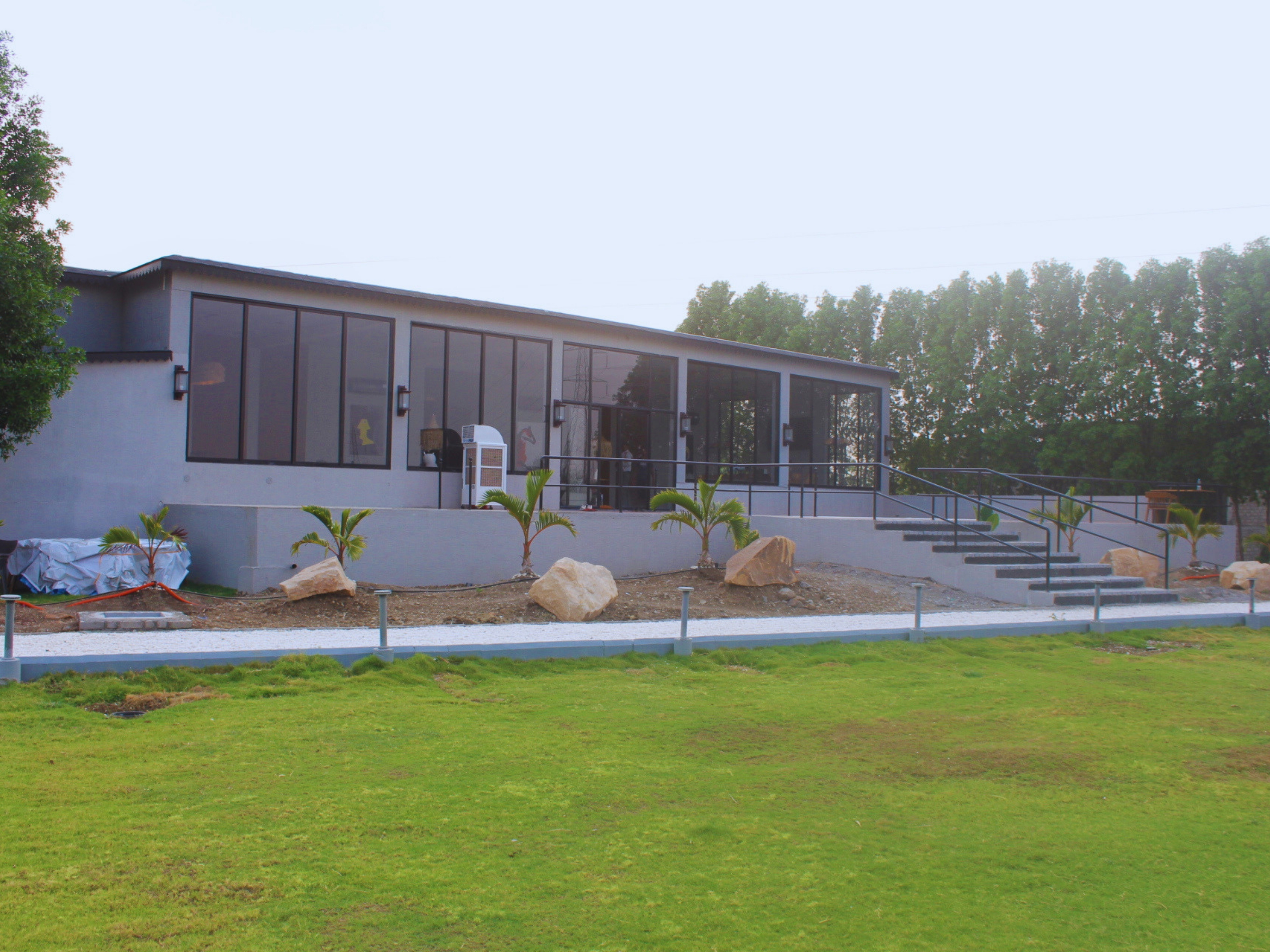 Estate 2 - Image 6